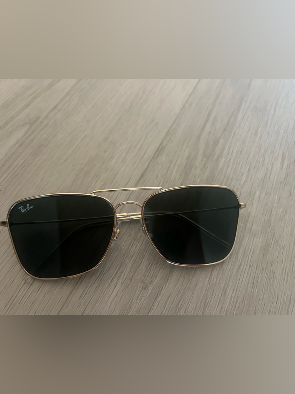 Ray-Ban Gold Frame Sunglasses- Caravan Reverse - Picture 2 of 7
